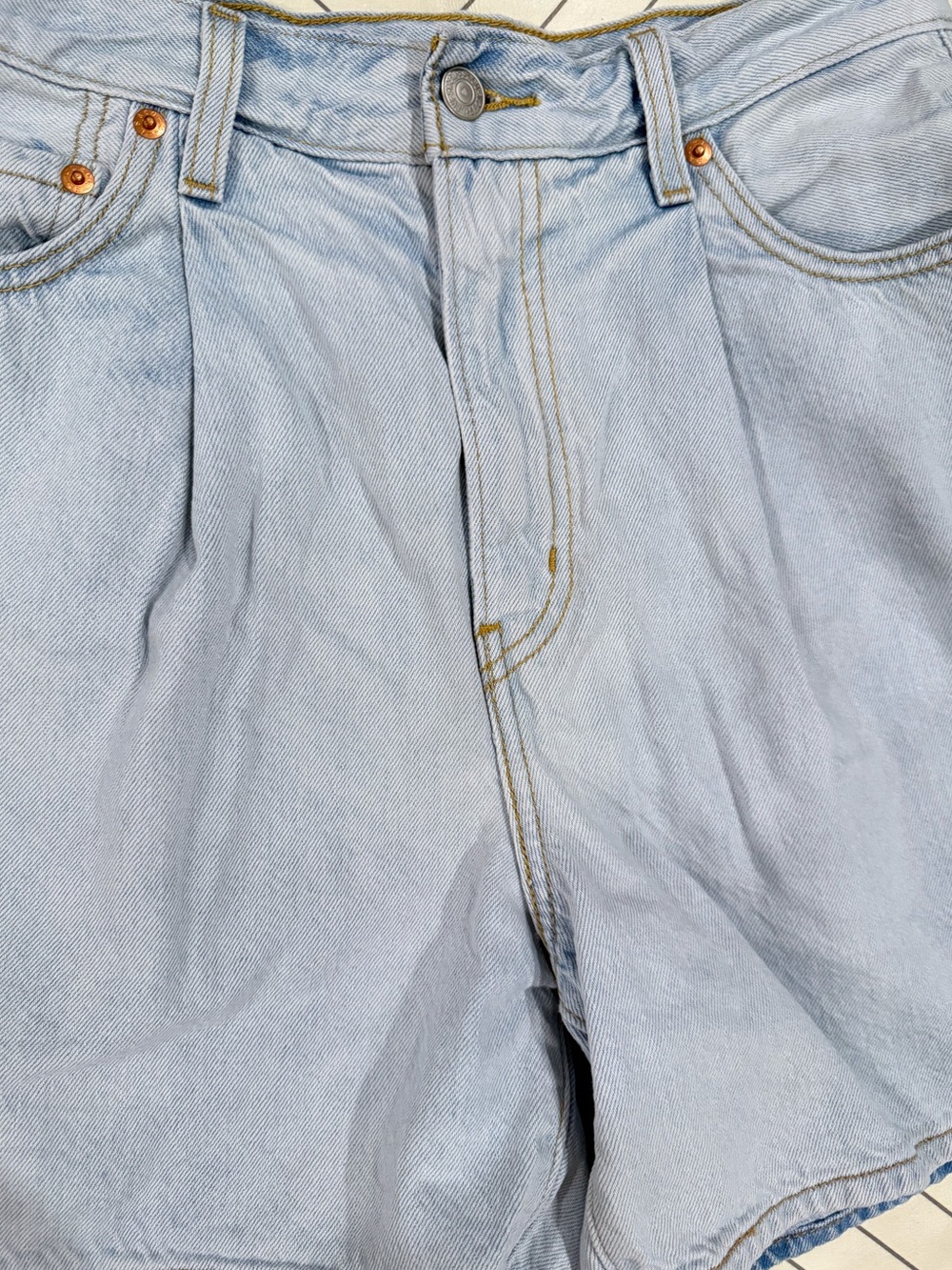 Levi's Denim Ribcage Shorts - Picture 4 of 9